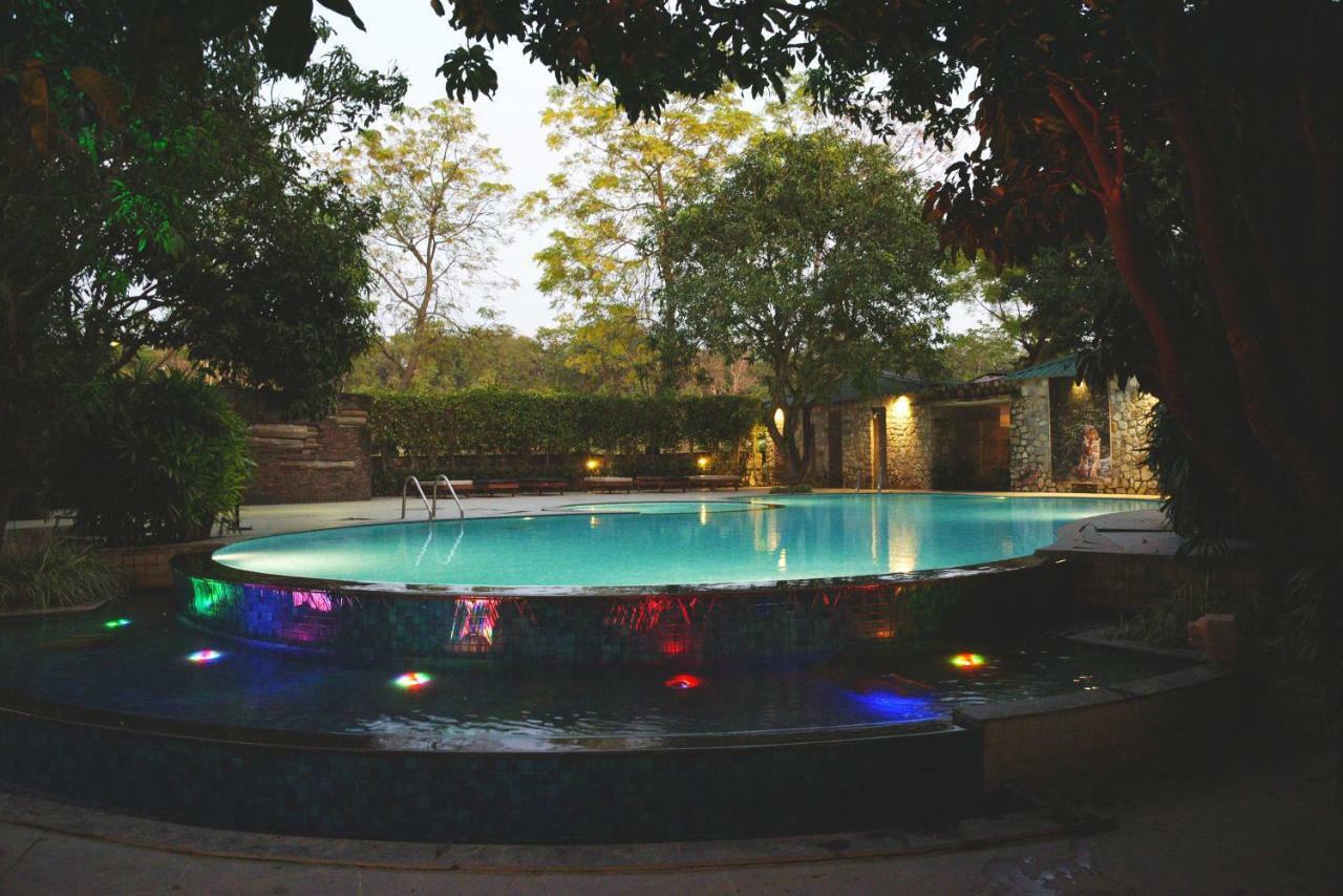 Corbett Wild Iris Spa And Resort Rāmnagar Exterior foto